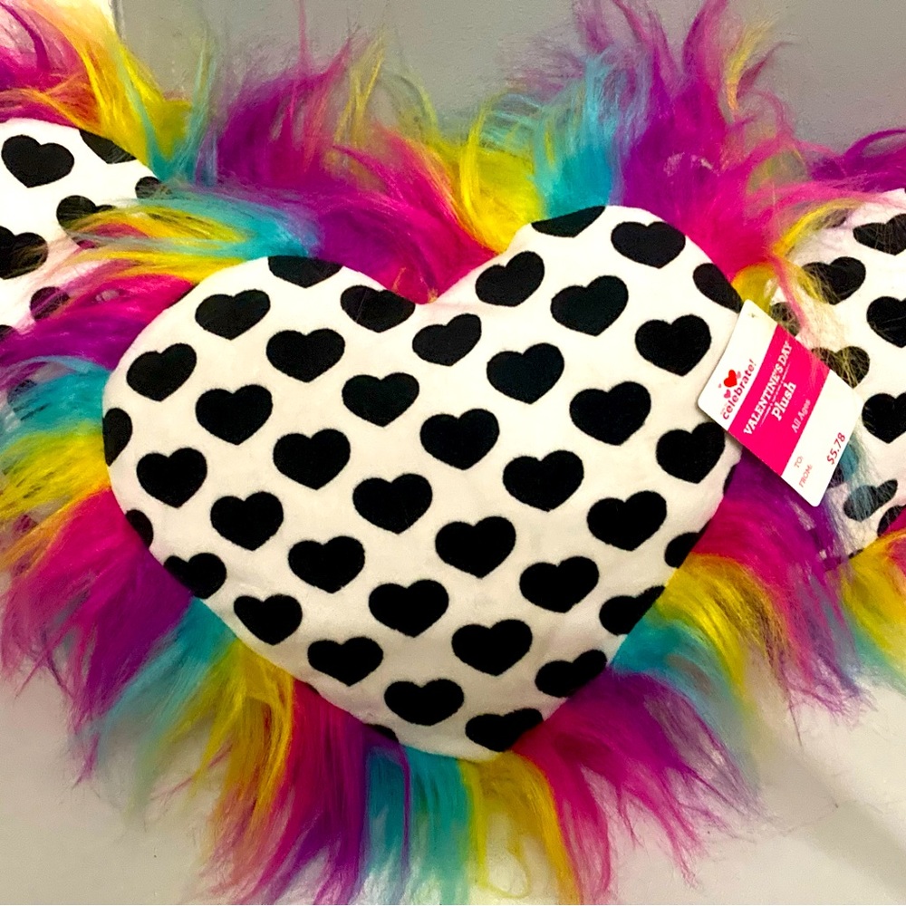 ⚜️ NWT! 3 POLKA DOT ACCENT PILLOWS W/ RAINBOW FAUX FUR⚜️